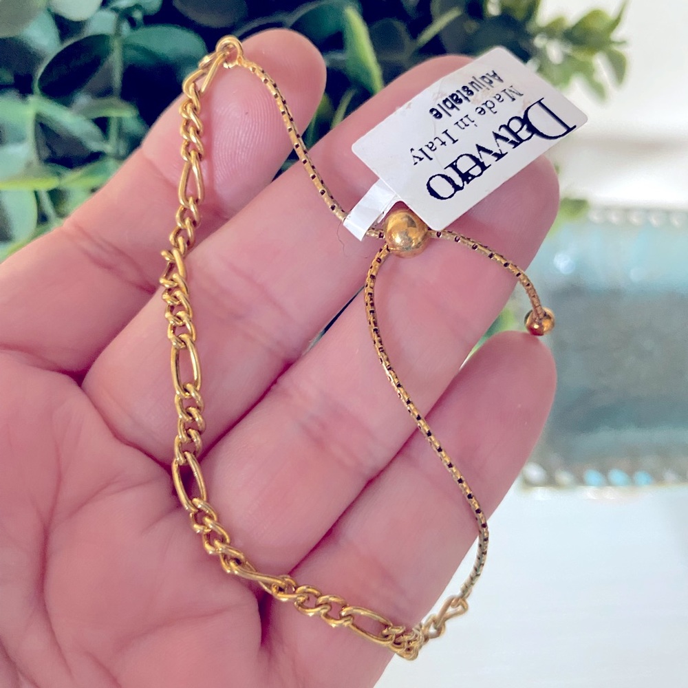 Brand New Davvero Italy Gold over sterling silver chain bracelet adjustable